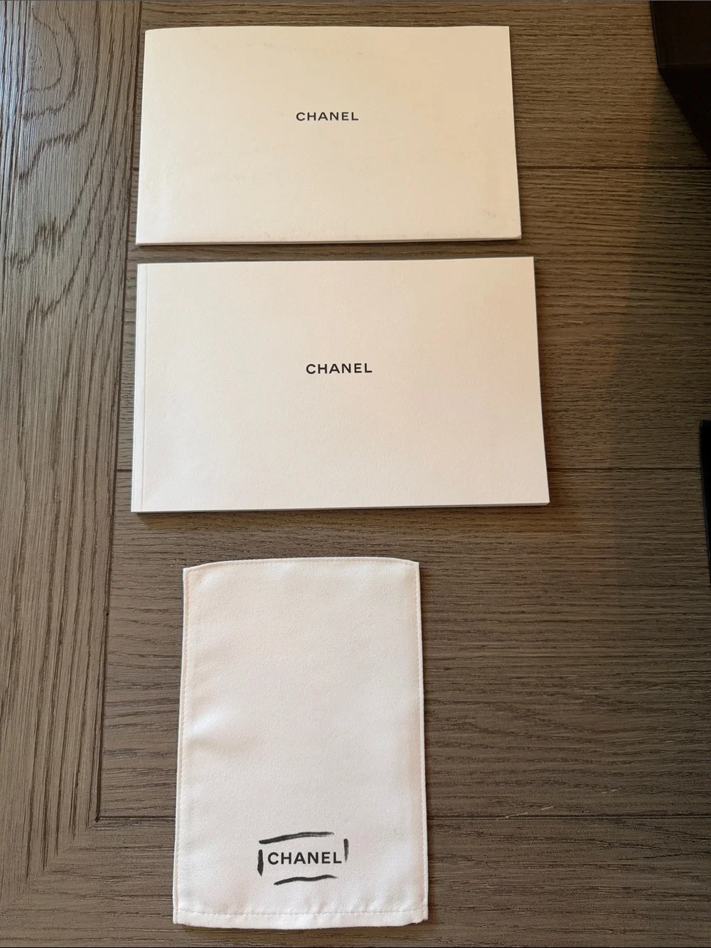 CHANEL canal silver